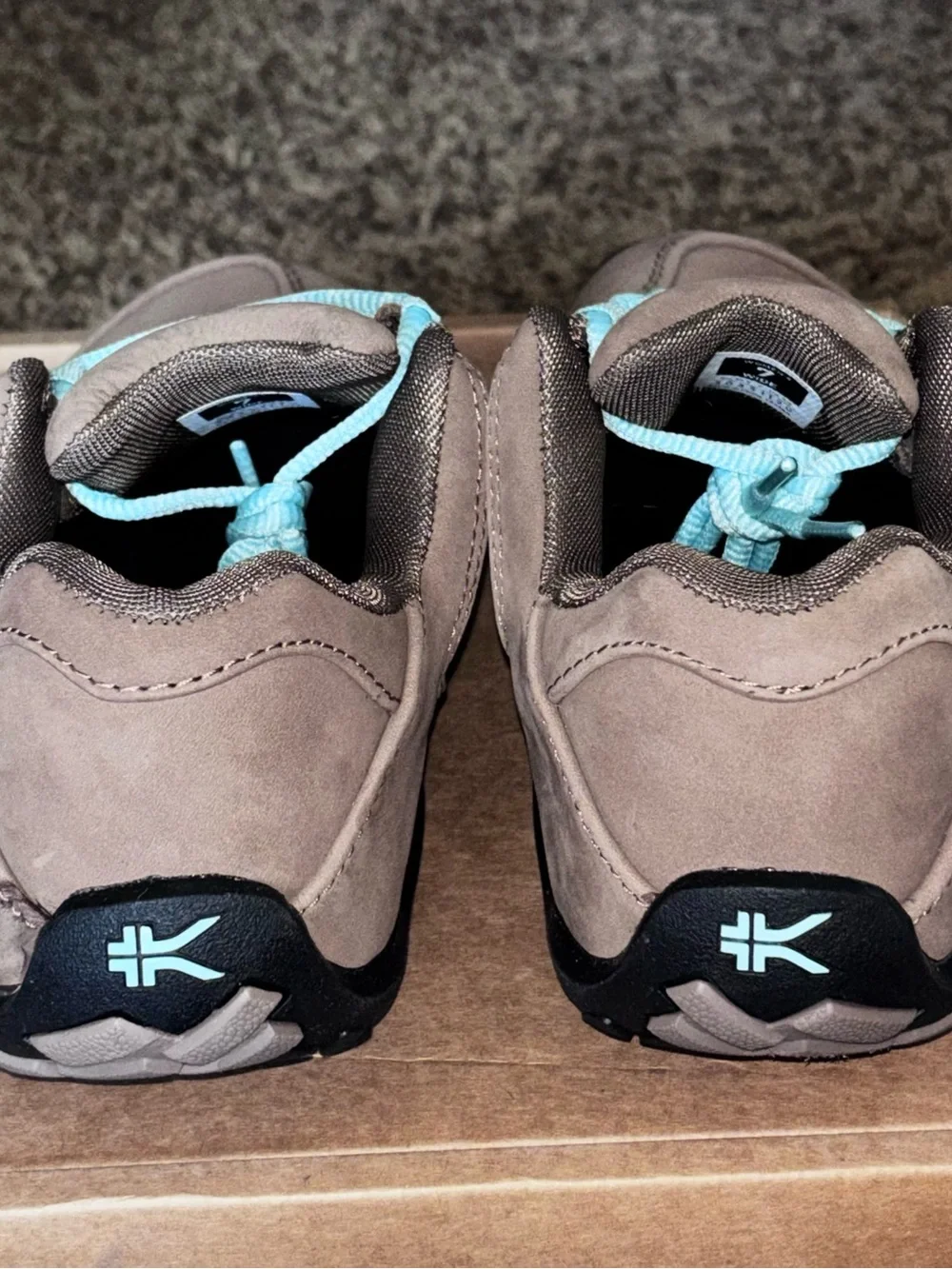 Kuru Chicane Women’s Size 7 Wide Hiking Shoes Warmstone Jet black Mint green